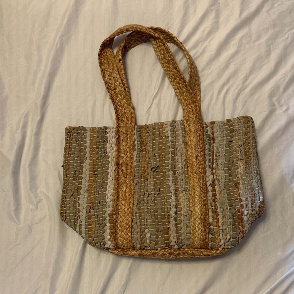 Elegant Tan and Cream Woven Leather and Jute Tote